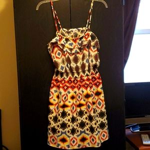 Southwest pattern dress with Pockets!